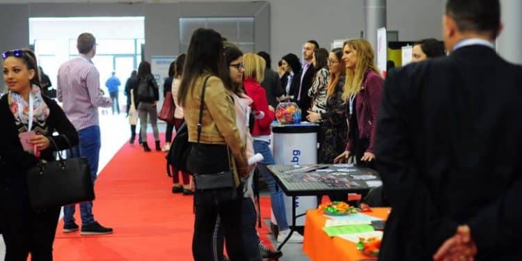 it career fair 780x405 1