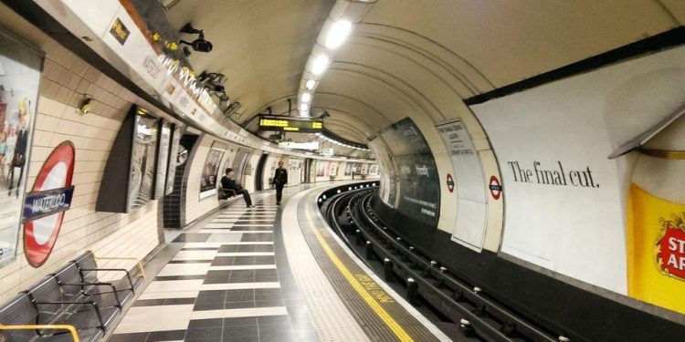 TRANSPORT FOR LONDON СЪБИРА ИНФОРМАЦИЯ ЗА КАЧЕСТВОТО НА ТРАНСПОРТА В МЕТРОТО ЧРЕЗ WI-FI 1 transport for london