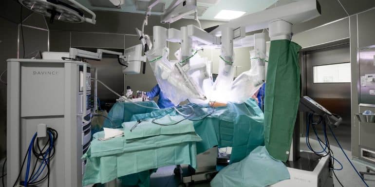 robotizirani sistemi za operatsii ditech.bg