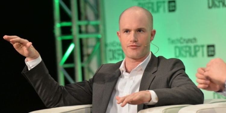 Изпълнителният директор на Coinbase предупреждава, че Китай ще извлече най-голяма полза от санккциите срещу крипто индустрията в САЩ