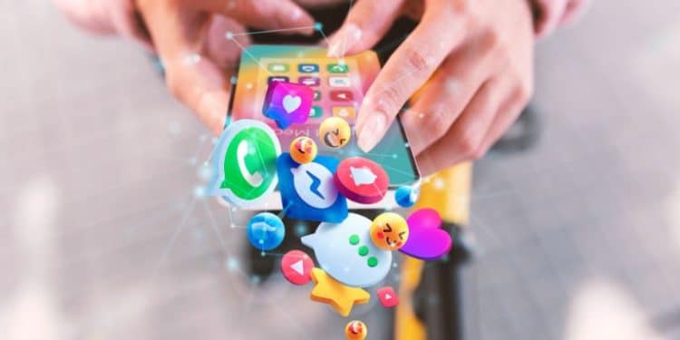 Как социалните мрежи влияят върху нашите пазарни решения?