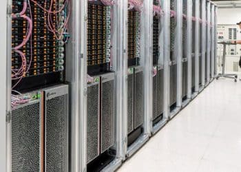 Cerebras Systems подписва сделка за 100 млн. долара за суперкомпютър с изкуствен интелект с G42