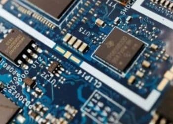 ЕС и Япония обединяват сили в създаването на чипове