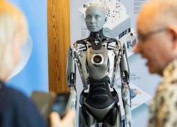 Роботите ни заявяват - няма да ни изместят от работните места