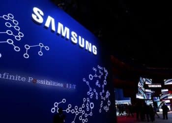 Защо Samsung бележи най-ниска печалба след 14 години?