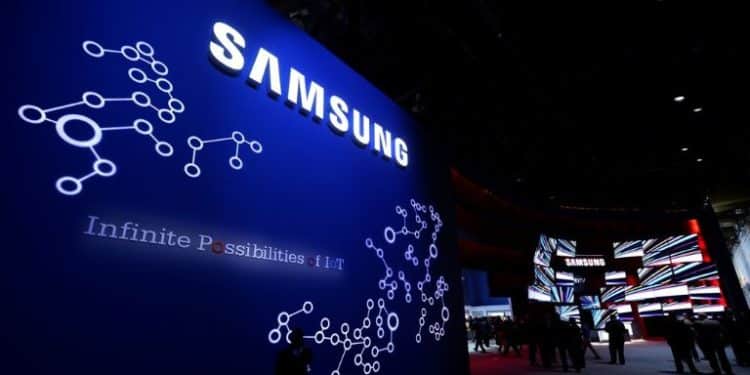 Защо Samsung бележи най-ниска печалба след 14 години?
