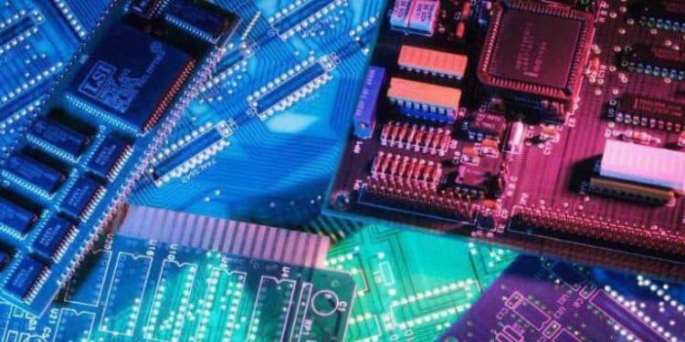 Япония насърчава производството на батерии и чипове с данъчни облекчения