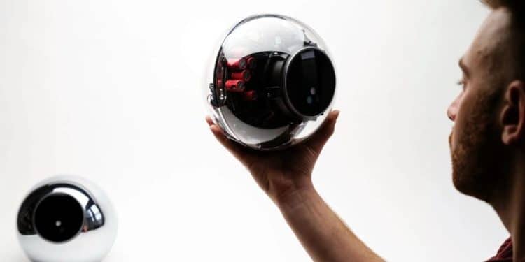 Криптопроектът Worldcoin на създателя на ChatGPT все повече привлича внимание