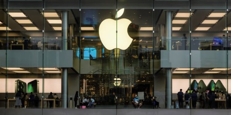 [11:03 AM] Живка Аджеларова Apple разочарова инвеститорите с прогназата си за края на настоящото тримесечие
