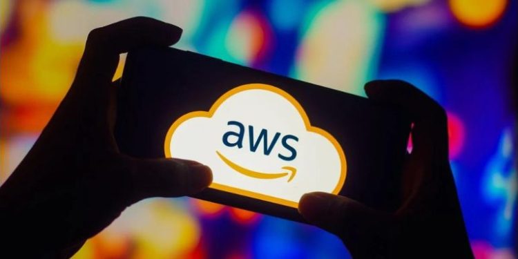 Amazon Web Services представи нов чатбот, който ще предпазва клиентите от рисковете на AI 1 Amazon Web Services представи нов чатбот, който ще предпазва клиентите от рисковете на AI