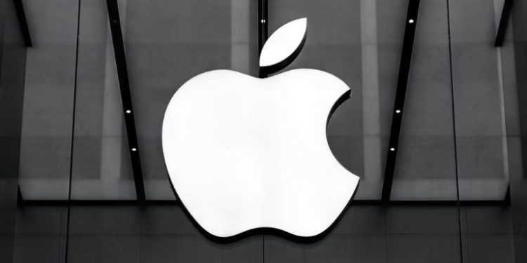 ЕС ще глоби Apple с около 500 млн. евро за нарушаване на правилата за конкуренция