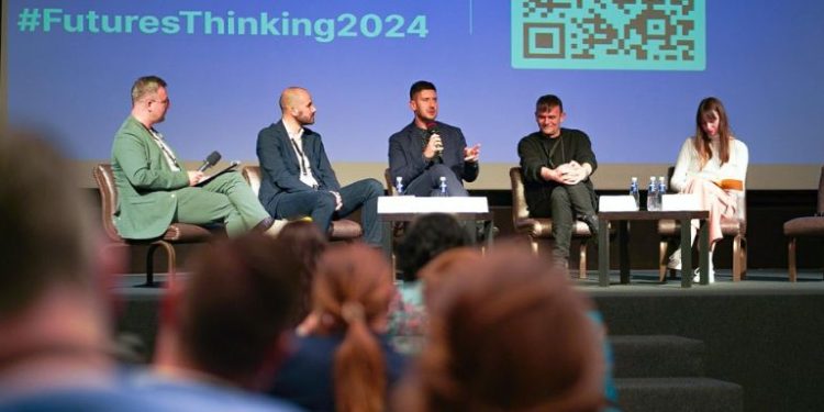 „Futures Thinking 2024: Възможни реалности“: Как да се подготвим за бъдещето?